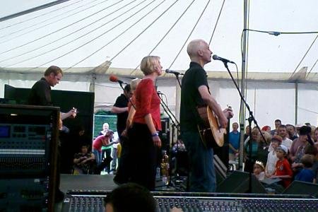 Live | Chumbawamba (Acoustic)